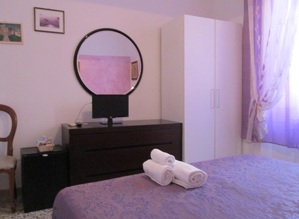 B&B Regina Margherita Piombino Oda fotoğraf